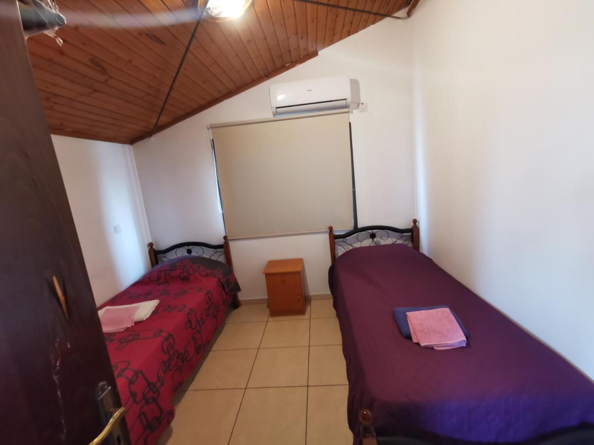 Strovolos Rooms Studios Nicosia Ngoại thất bức ảnh