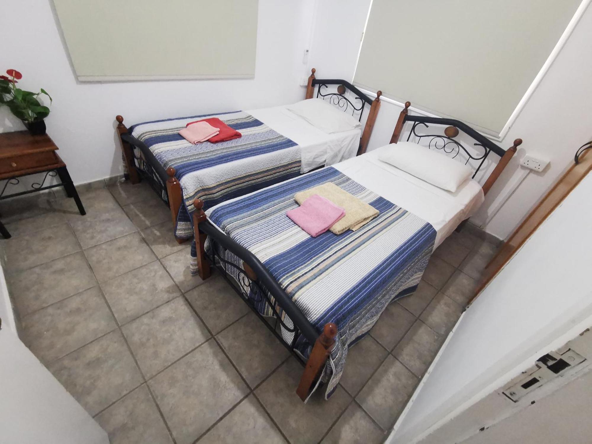 Strovolos Rooms Studios Nicosia Phòng bức ảnh